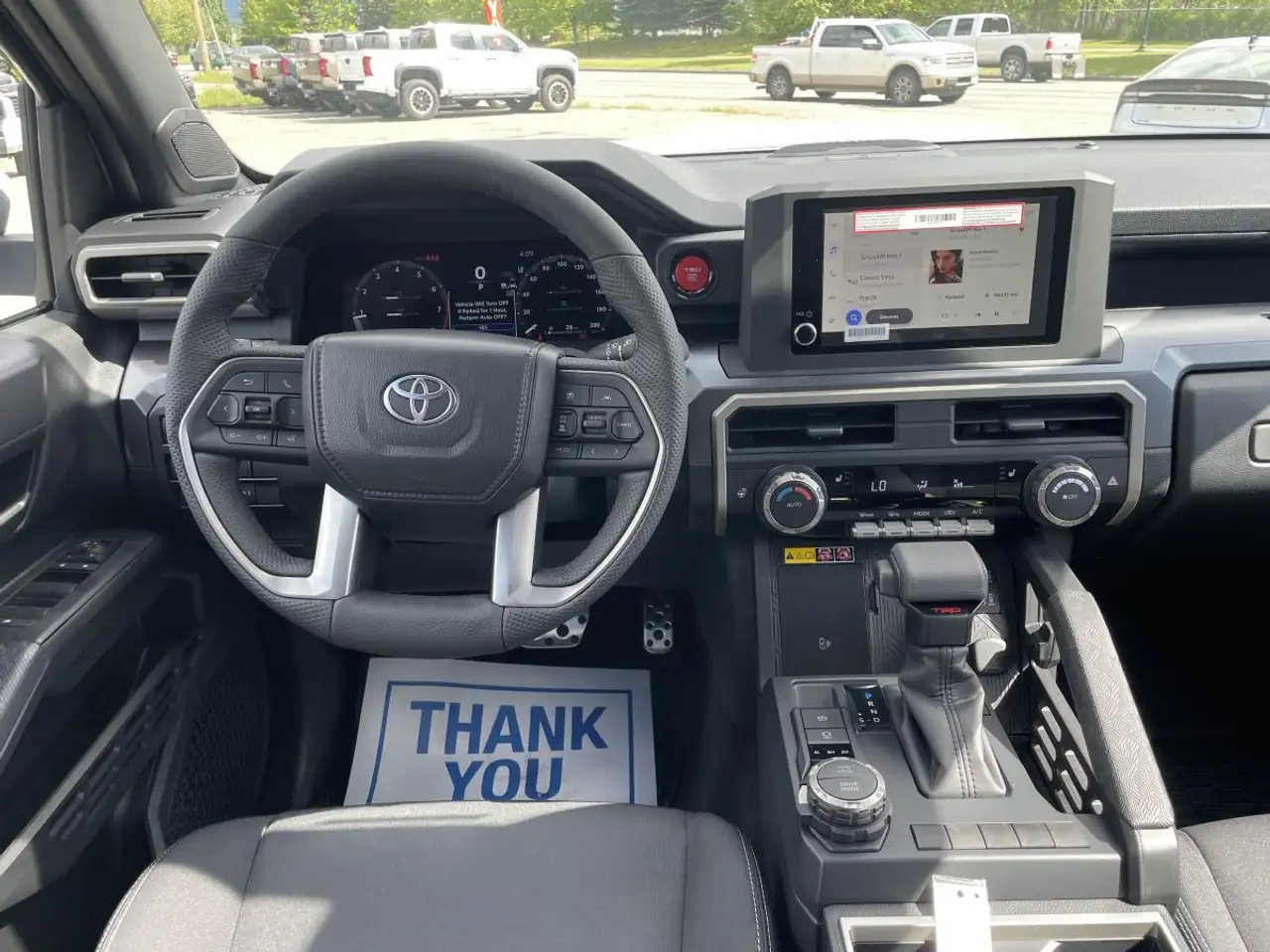 Toyota Tacoma снимка Toyota Tacoma