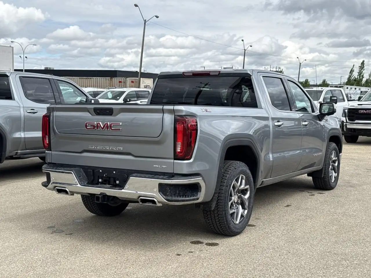 GMC Sierra 1500 photo GMC Sierra 1500