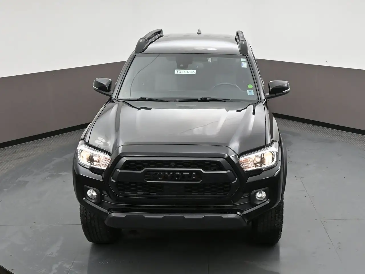 Toyota Tacoma снимка Toyota Tacoma