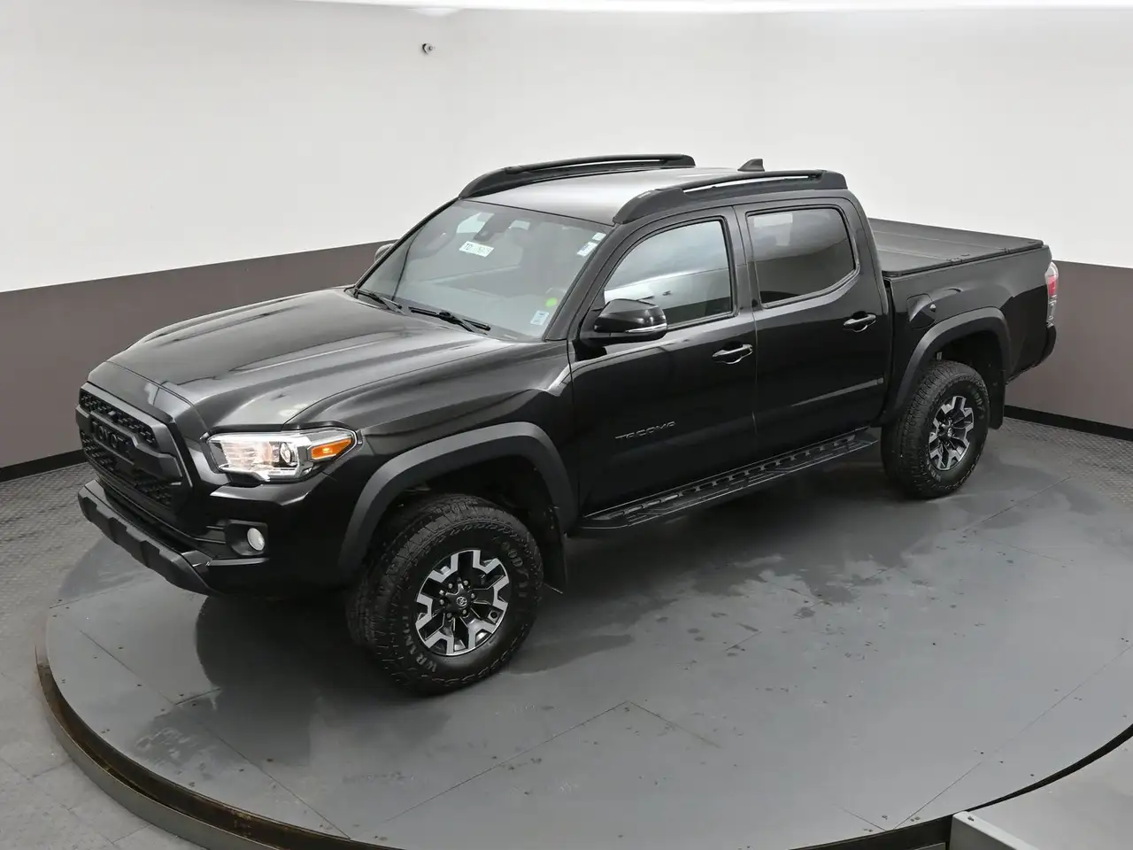 Toyota Tacoma снимка Toyota Tacoma