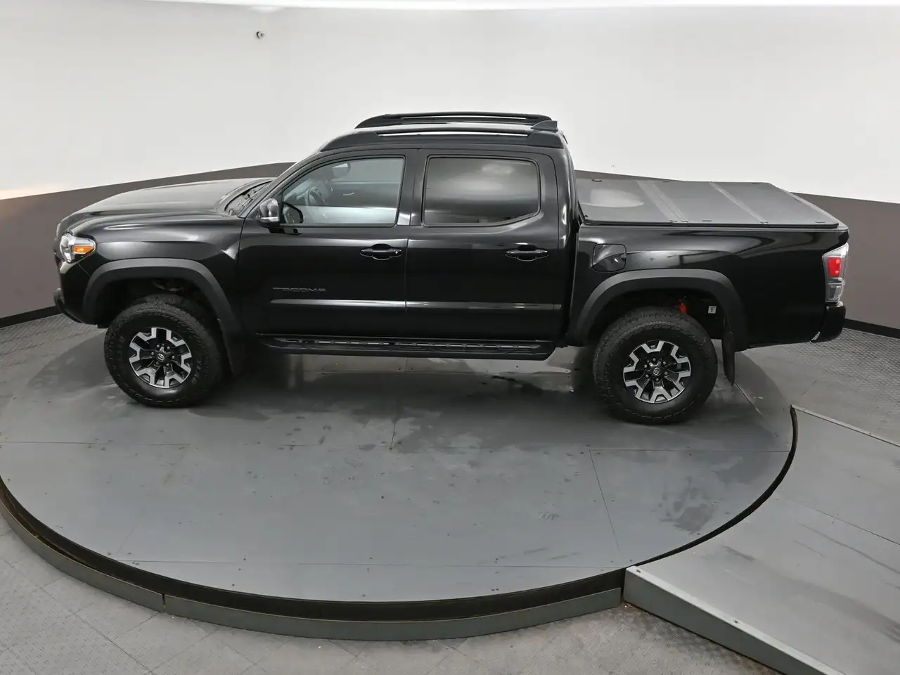 Toyota Tacoma снимка Toyota Tacoma