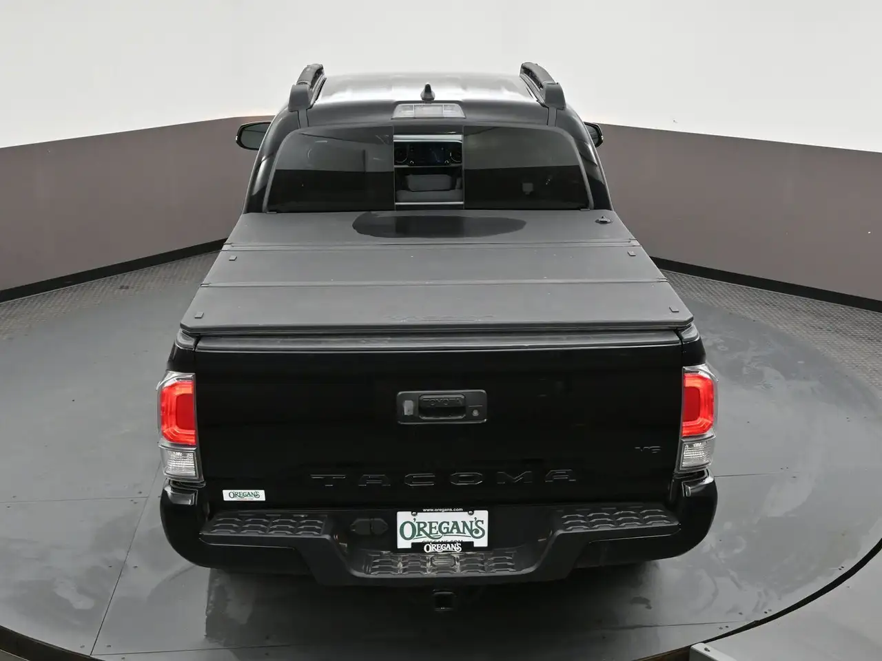 Toyota Tacoma снимка Toyota Tacoma