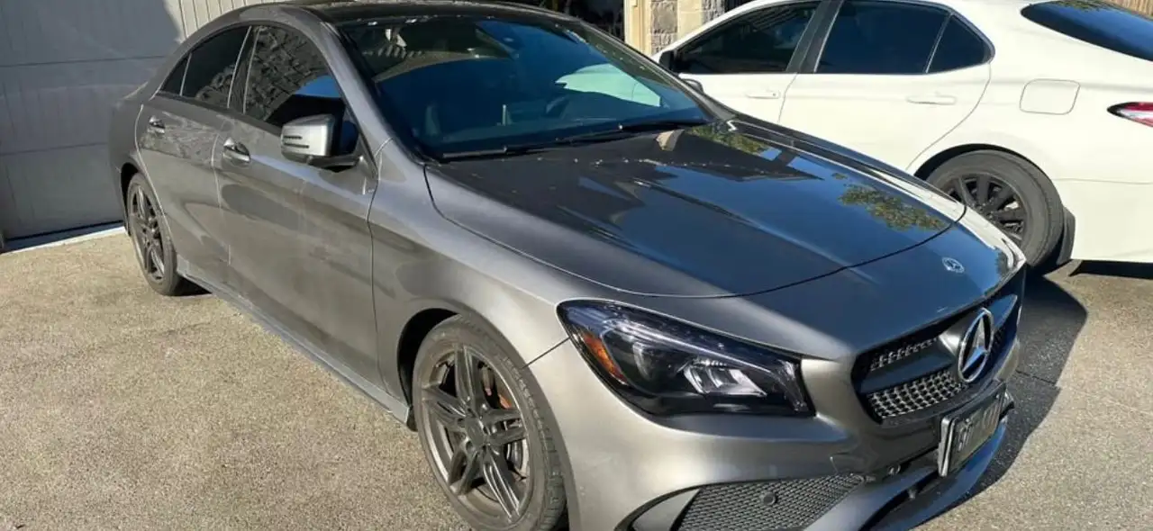 Mercedes-Benz CLA снимка Mercedes-Benz CLA