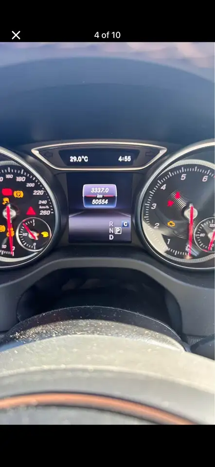Mercedes-Benz CLA снимка Mercedes-Benz CLA
