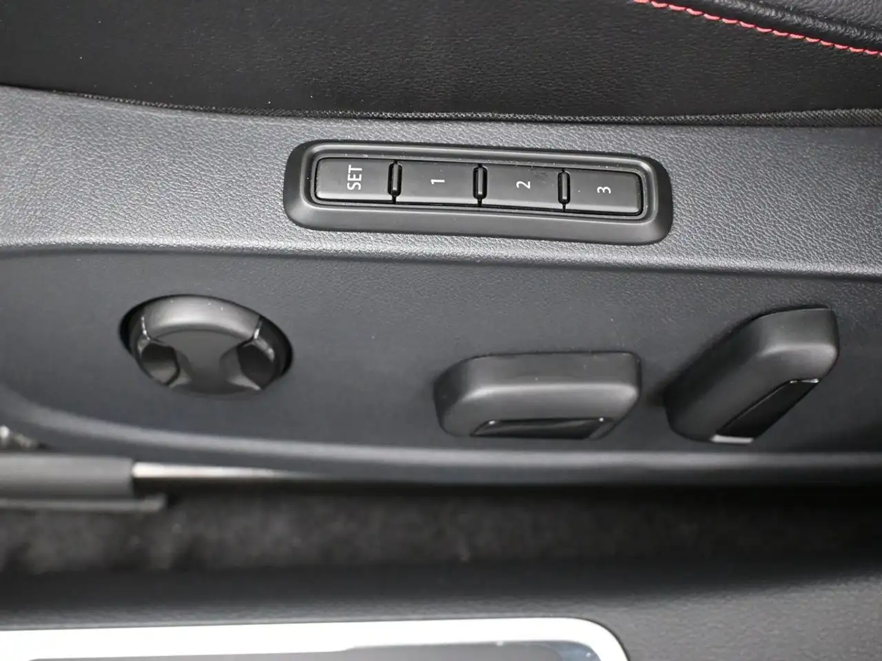 Volkswagen Jetta photo Volkswagen Jetta