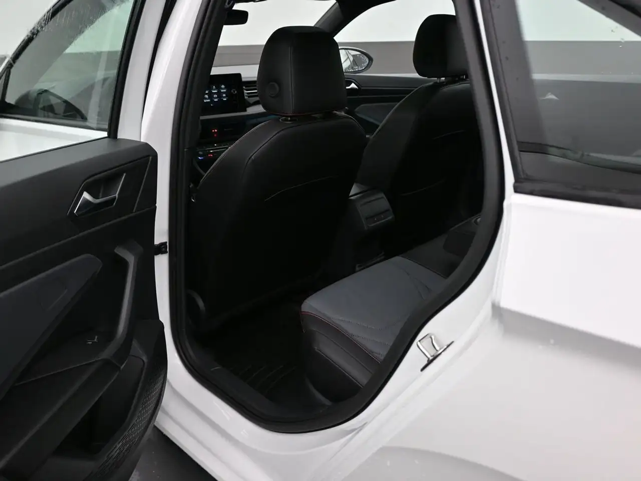 Volkswagen Jetta photo Volkswagen Jetta