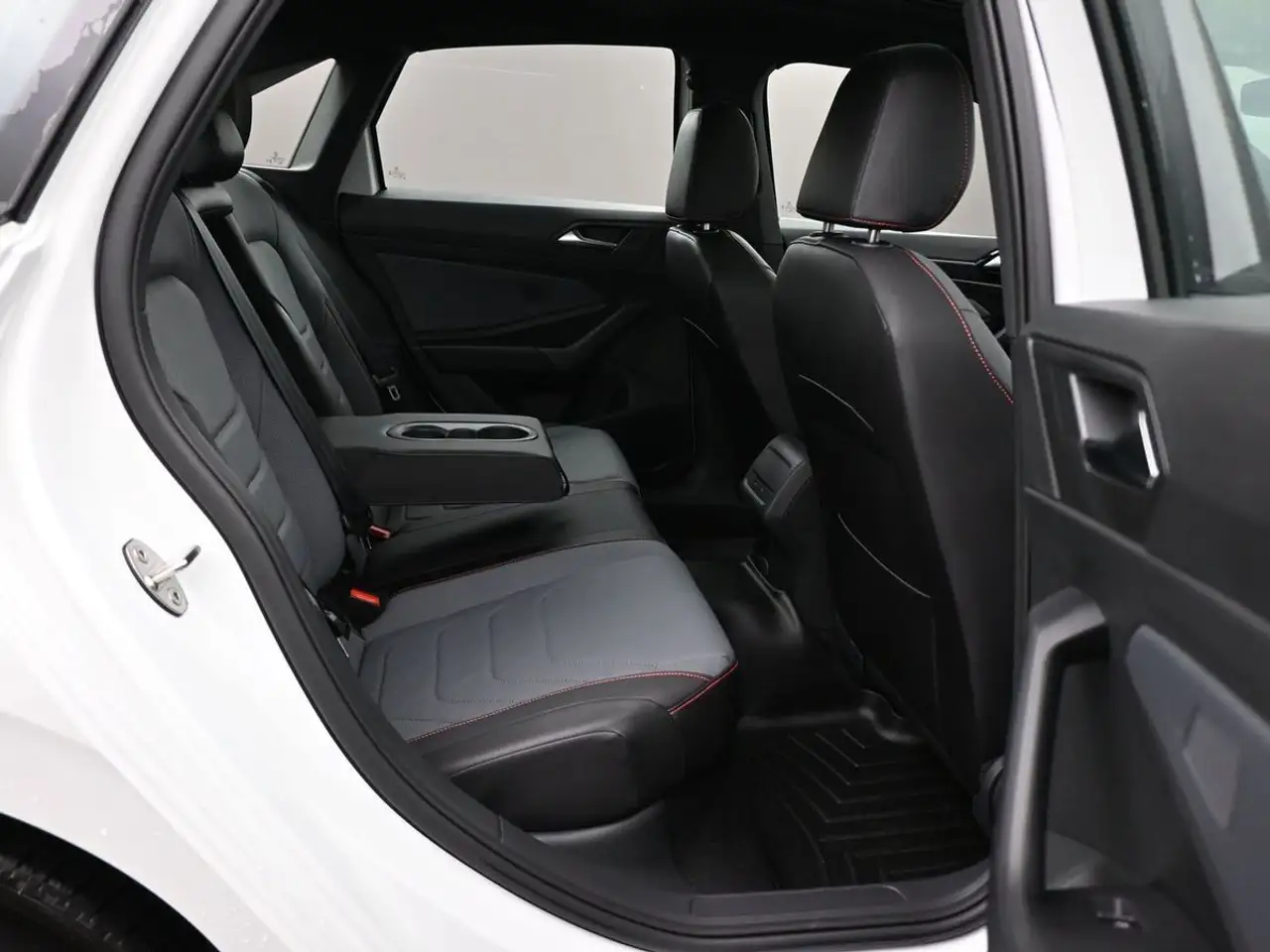 Volkswagen Jetta photo Volkswagen Jetta