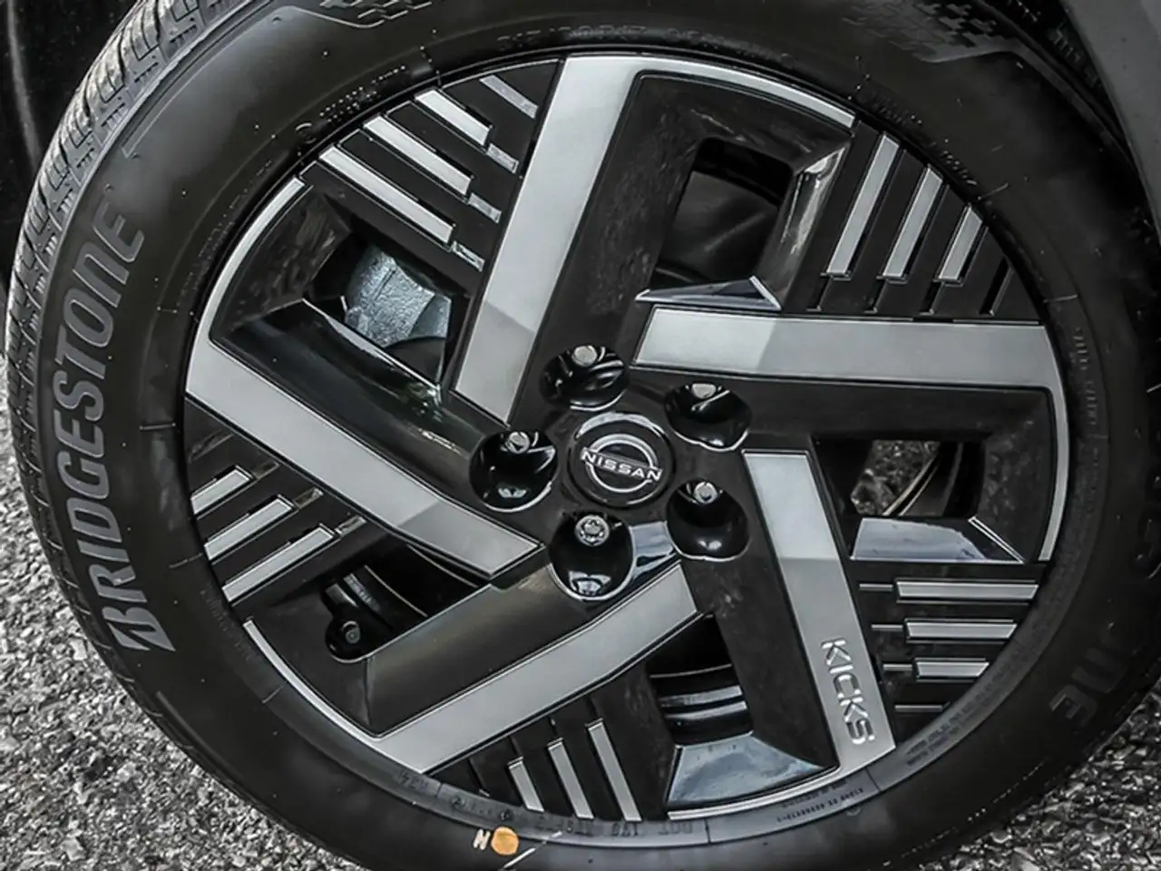 Nissan Kicks снимка Nissan Kicks