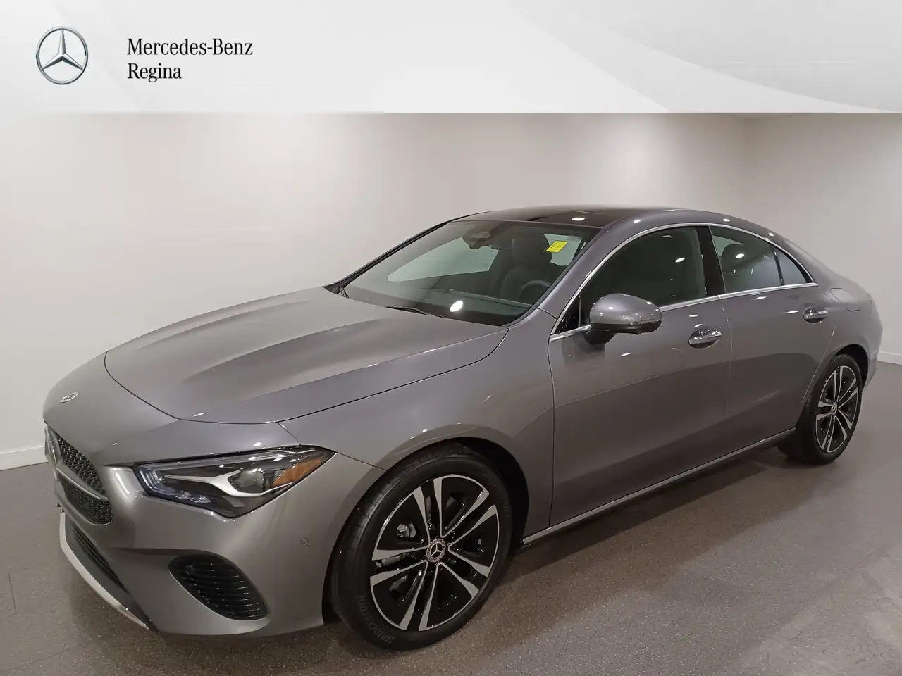 Mercedes-Benz CLA снимка Mercedes-Benz CLA