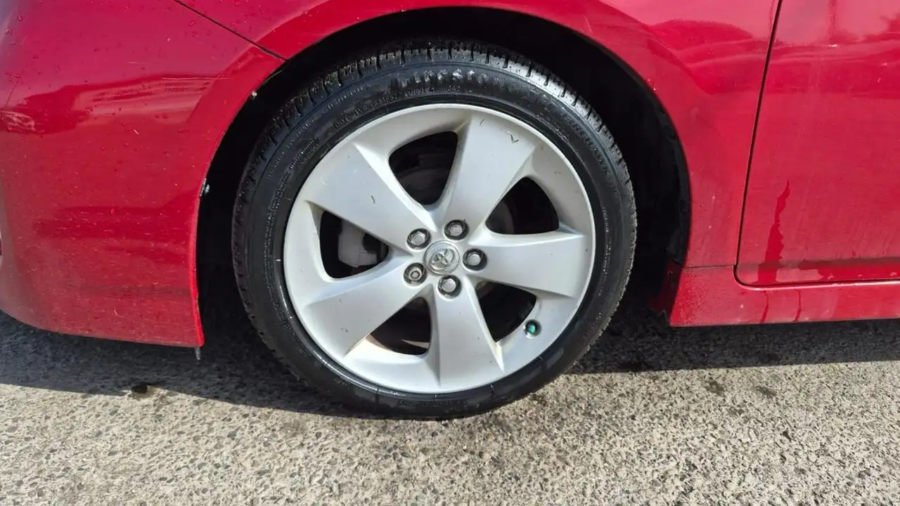 Toyota Prius снимка Toyota Prius