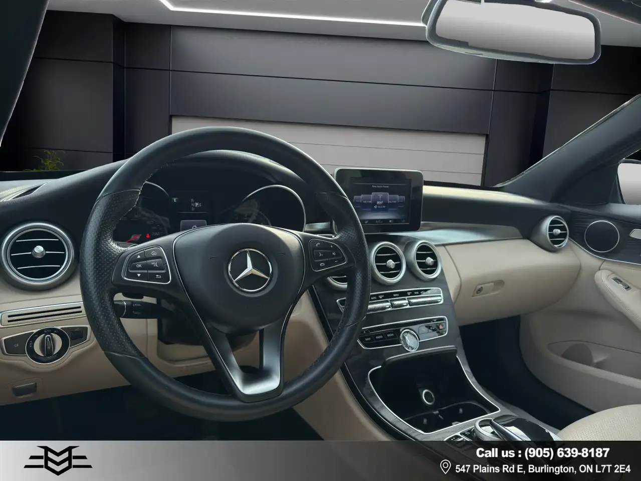 Mercedes-Benz C-Class снимка Mercedes-Benz C-Class