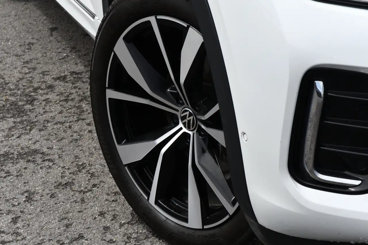 Volkswagen Atlas снимка Volkswagen Atlas