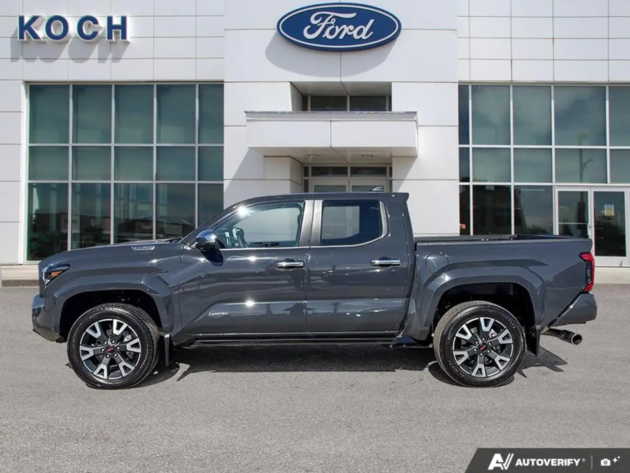 Toyota Tacoma снимка Toyota Tacoma