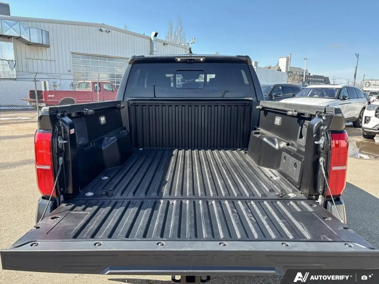 Toyota Tacoma снимка Toyota Tacoma