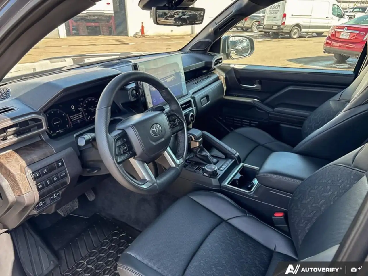 Toyota Tacoma снимка Toyota Tacoma
