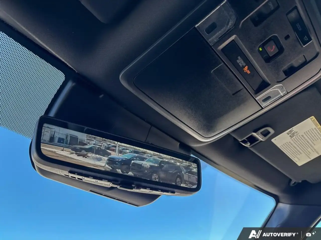 Toyota Tacoma снимка Toyota Tacoma