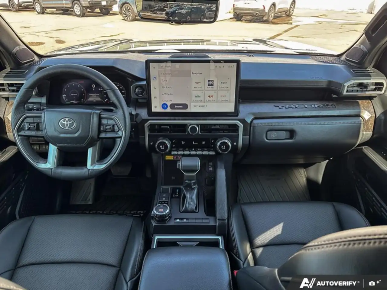 Toyota Tacoma снимка Toyota Tacoma