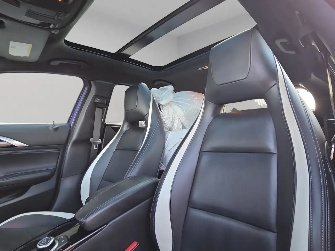 Infiniti QX30 photo Infiniti QX30