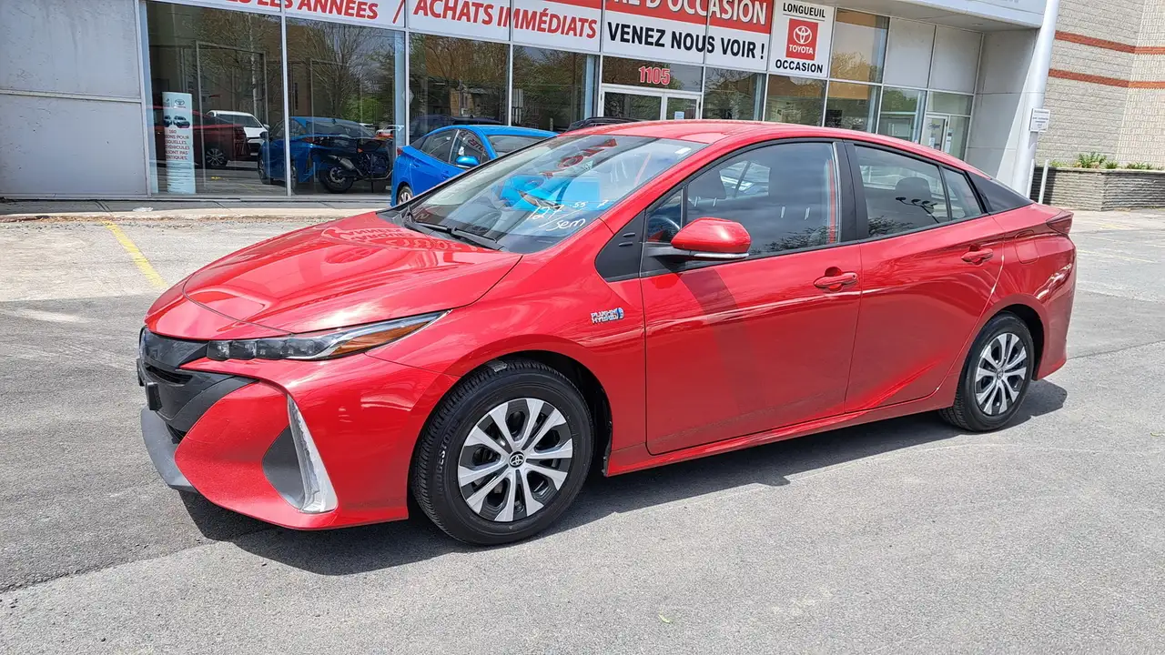 Toyota Prius Prime photo Toyota Prius Prime