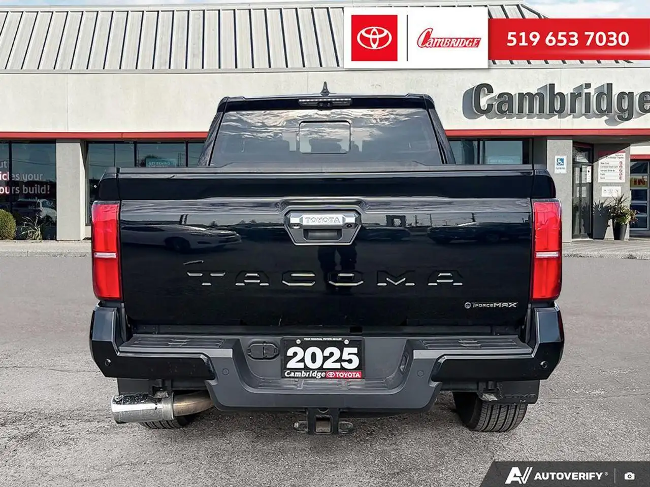 Toyota Tacoma снимка Toyota Tacoma