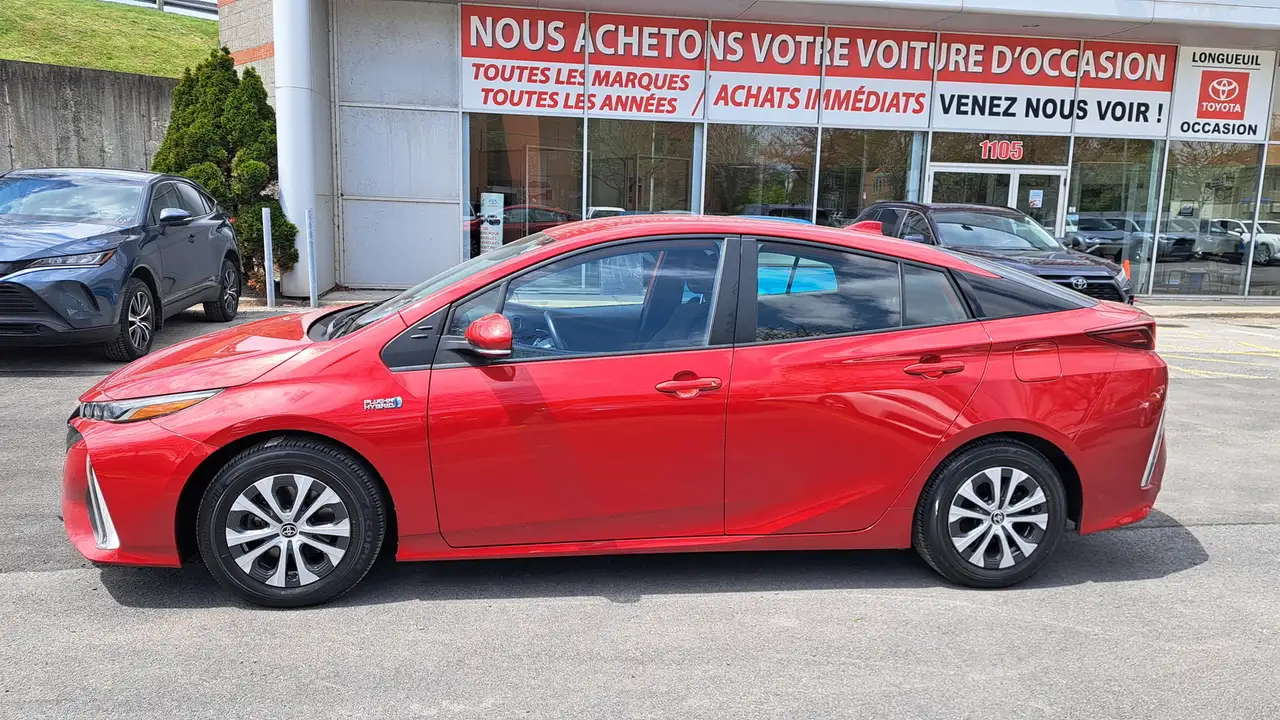 Toyota Prius Prime photo Toyota Prius Prime