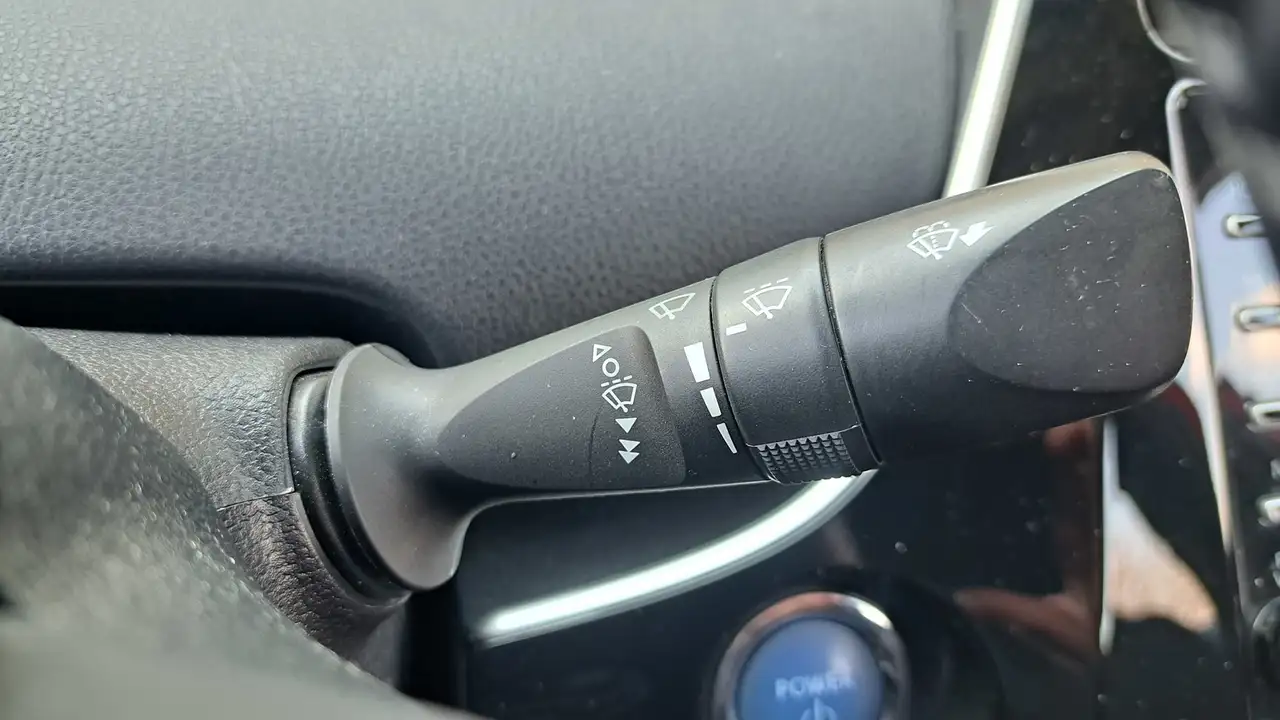 Toyota Prius Prime photo Toyota Prius Prime
