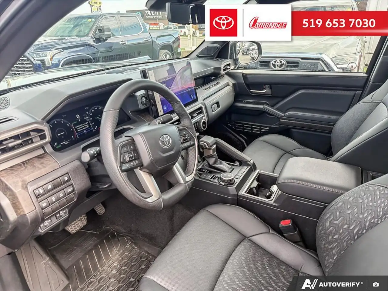 Toyota Tacoma снимка Toyota Tacoma