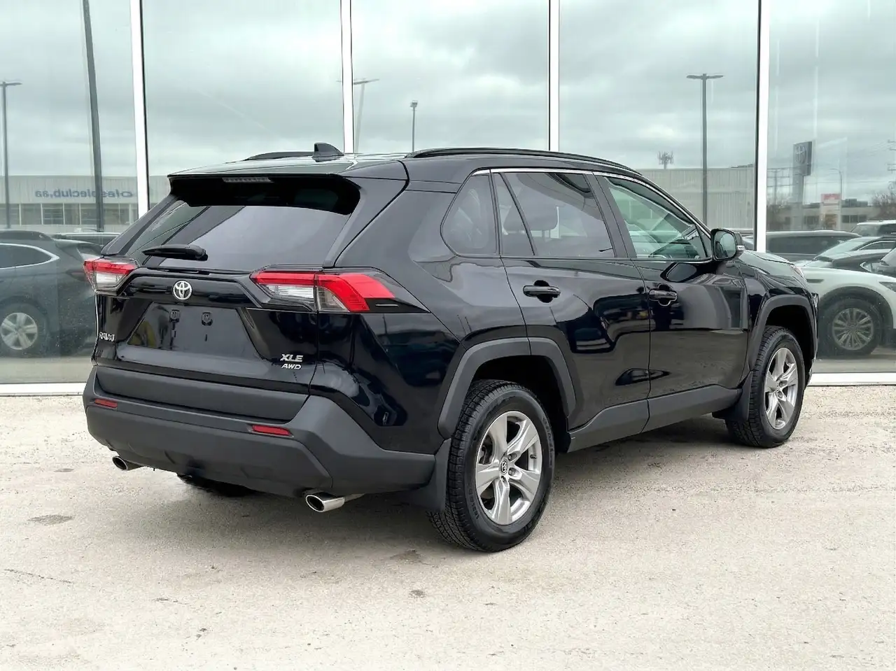 Toyota RAV 4 снимка Toyota RAV 4