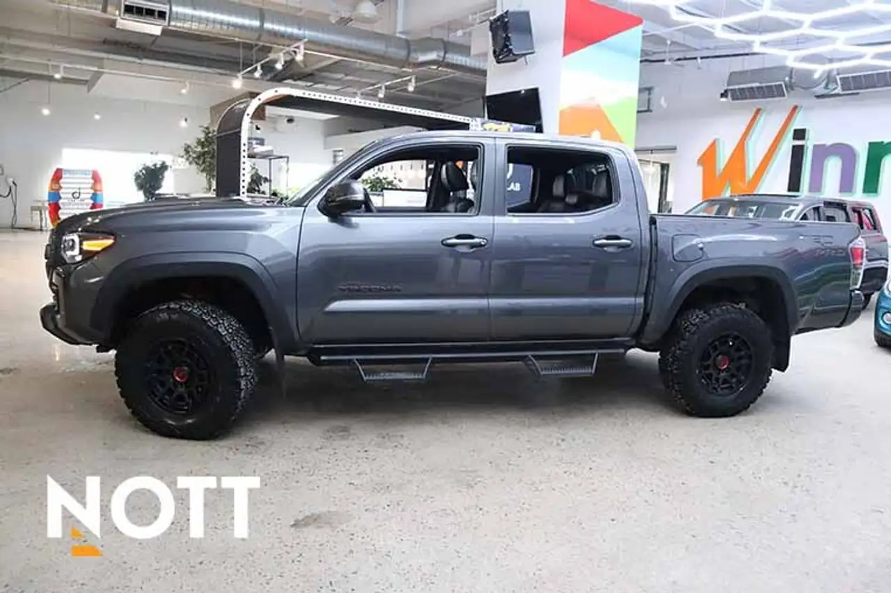 Toyota Tacoma fotografie Toyota Tacoma