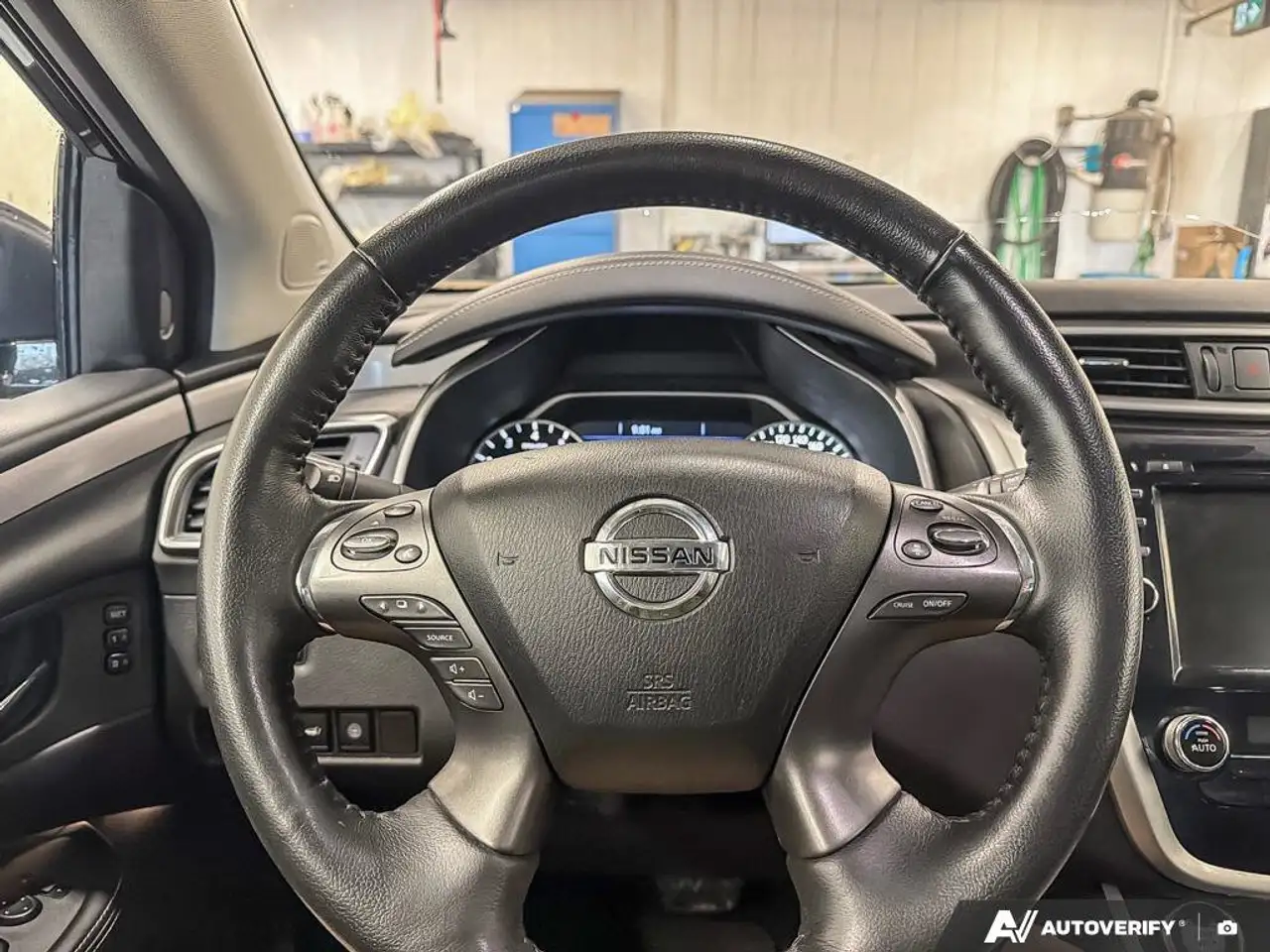 Nissan Murano снимка Nissan Murano