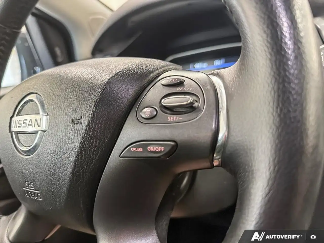 Nissan Murano снимка Nissan Murano