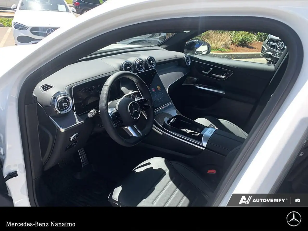 Mercedes-Benz GLC снимка Mercedes-Benz GLC