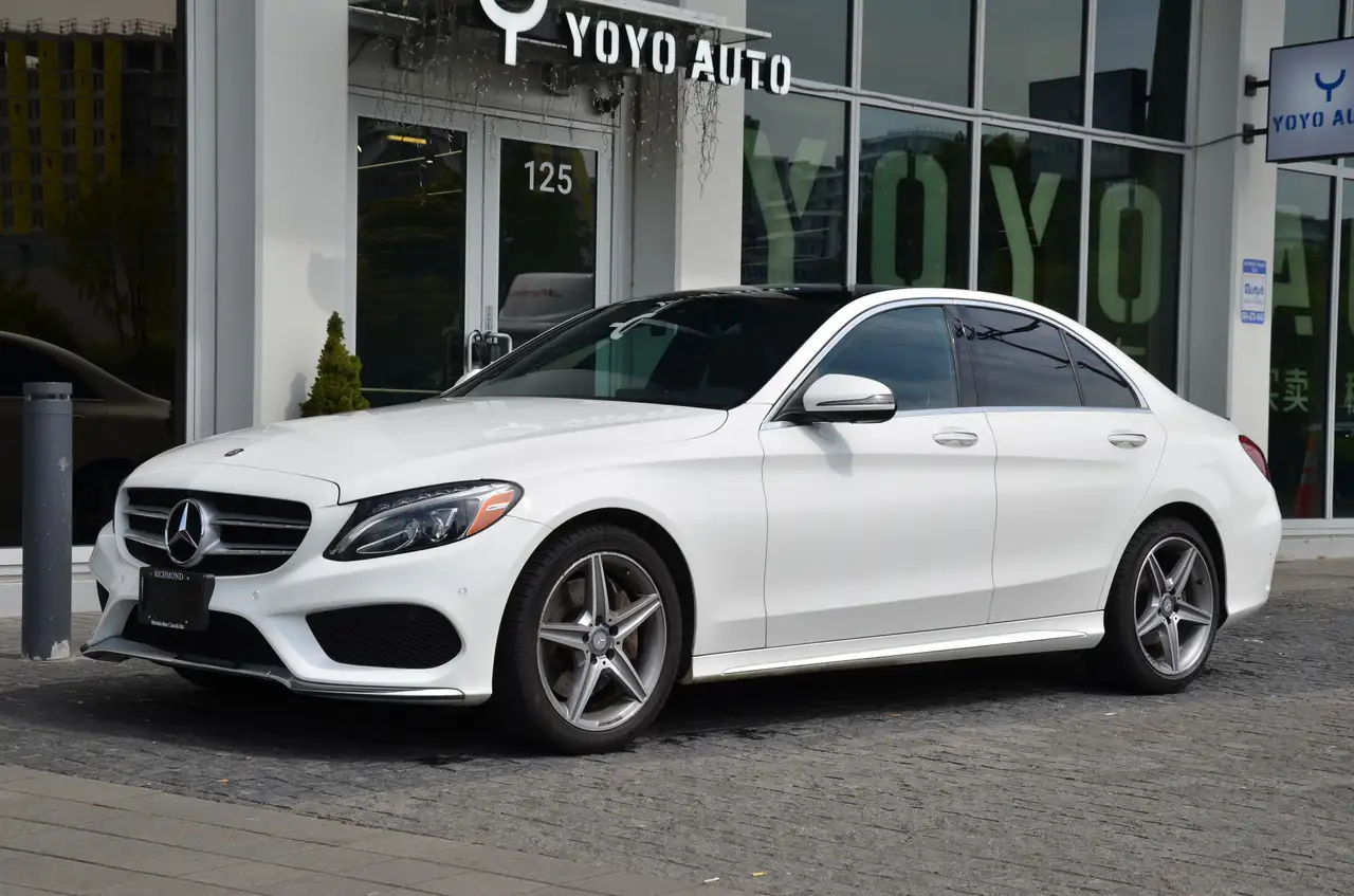 Mercedes-Benz C-Class photo Mercedes-Benz C-Class