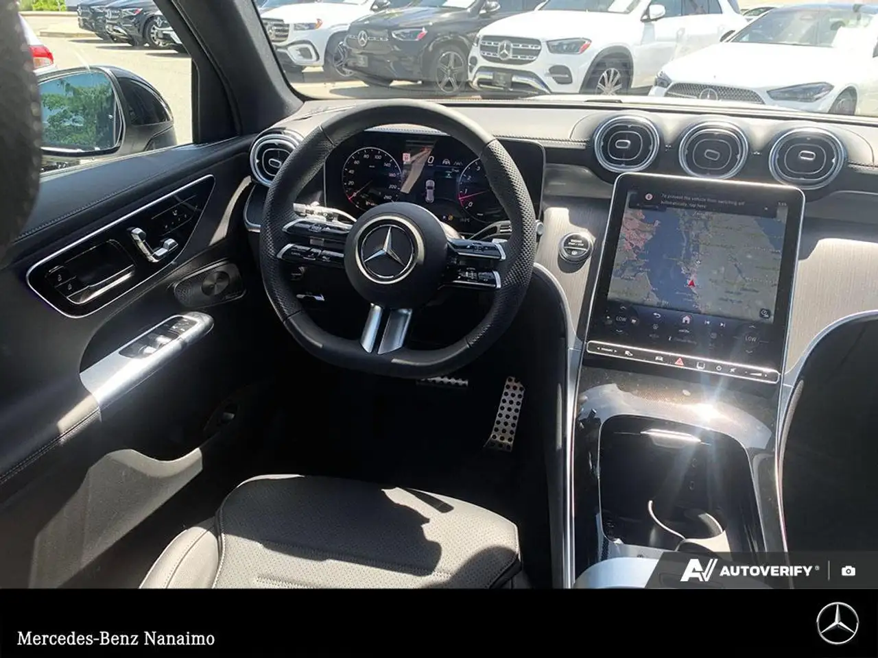 Mercedes-Benz GLC снимка Mercedes-Benz GLC