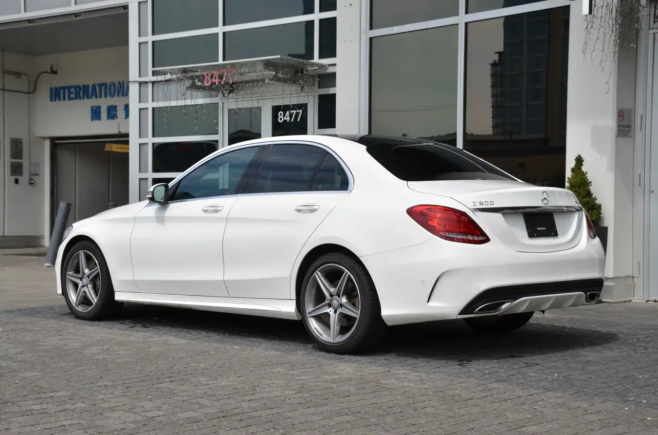 Mercedes-Benz C-Class photo Mercedes-Benz C-Class