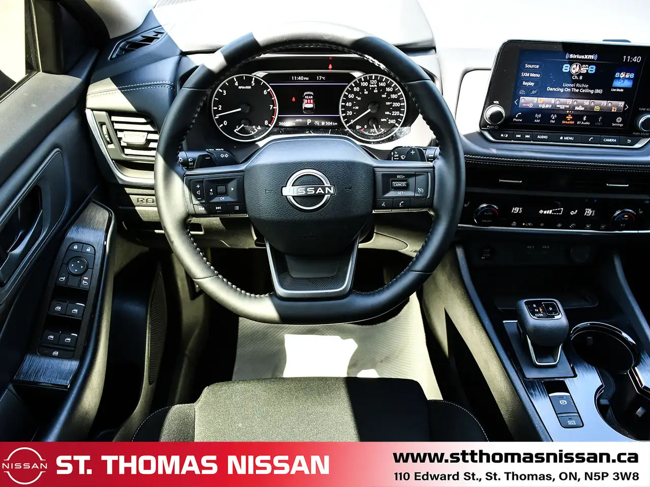 Nissan Rogue fotografie Nissan Rogue