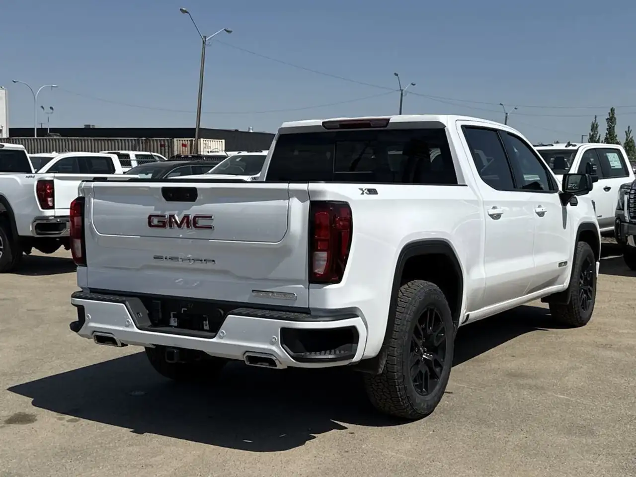 GMC Sierra 1500 снимка GMC Sierra 1500