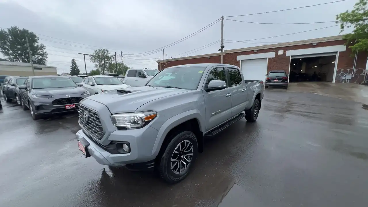 Toyota Tacoma photo Toyota Tacoma