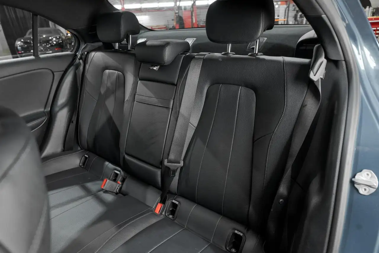 Mercedes-Benz A-Class снимка Mercedes-Benz A-Class