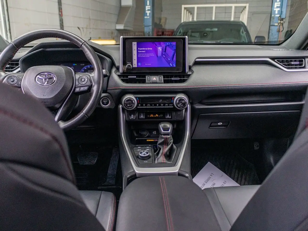 Toyota RAV 4 Prime снимка Toyota RAV 4 Prime