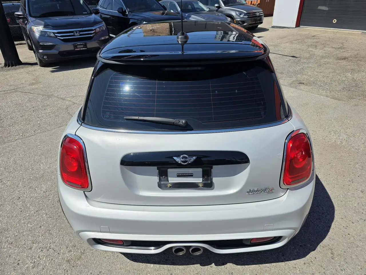 MINI 3 Door снимка MINI 3 Door