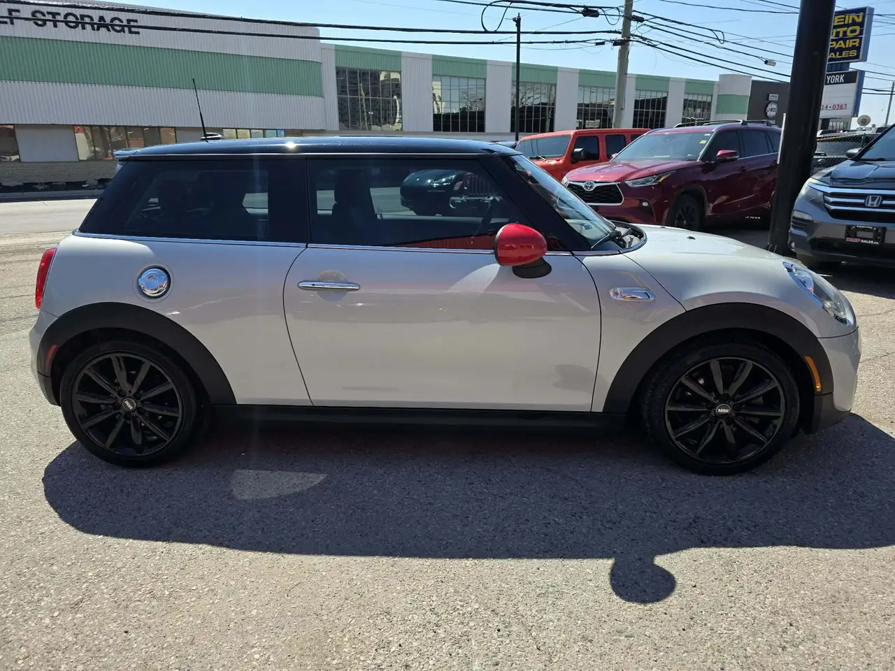 MINI 3 Door снимка MINI 3 Door