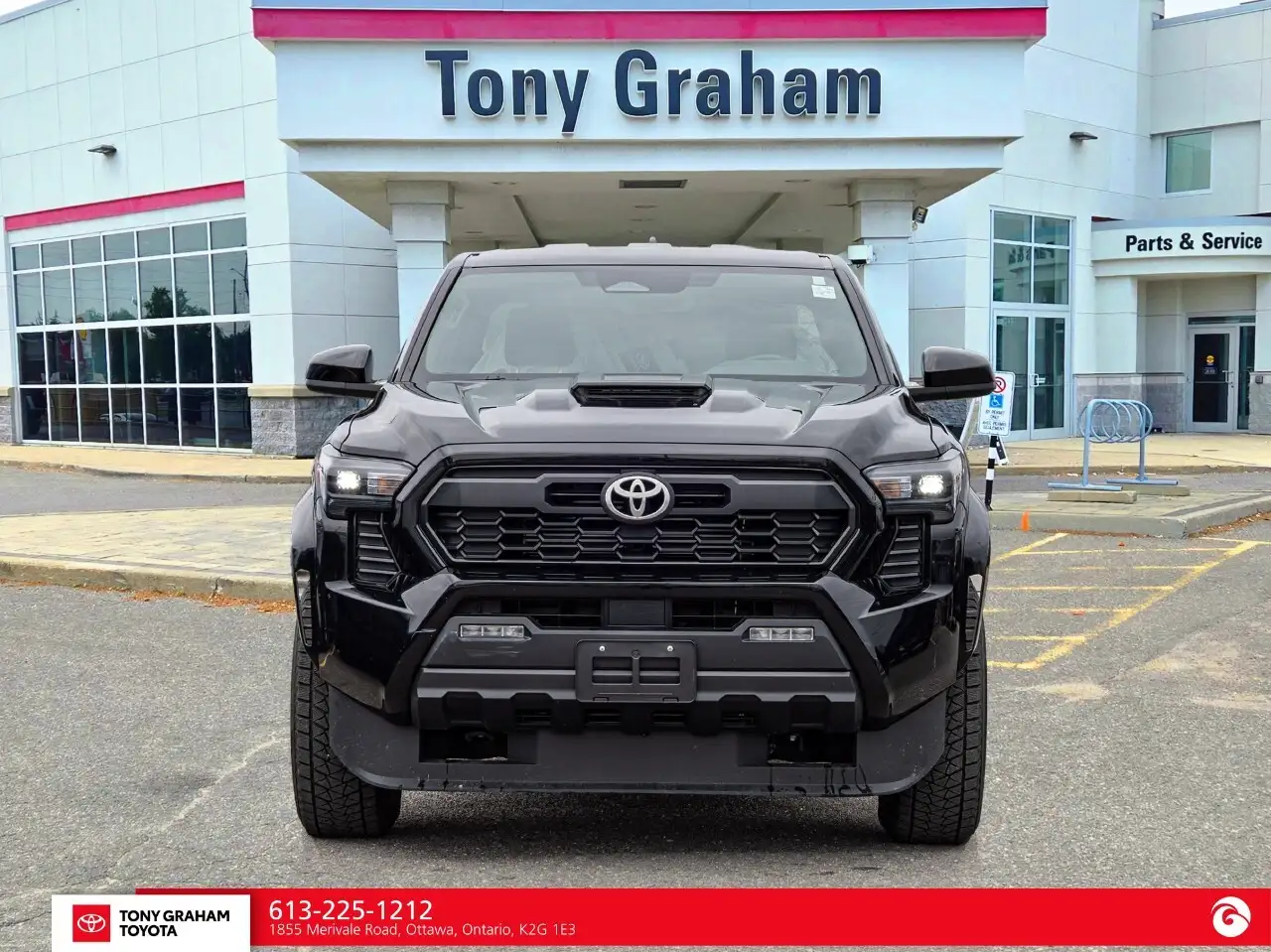 Toyota Tacoma снимка Toyota Tacoma