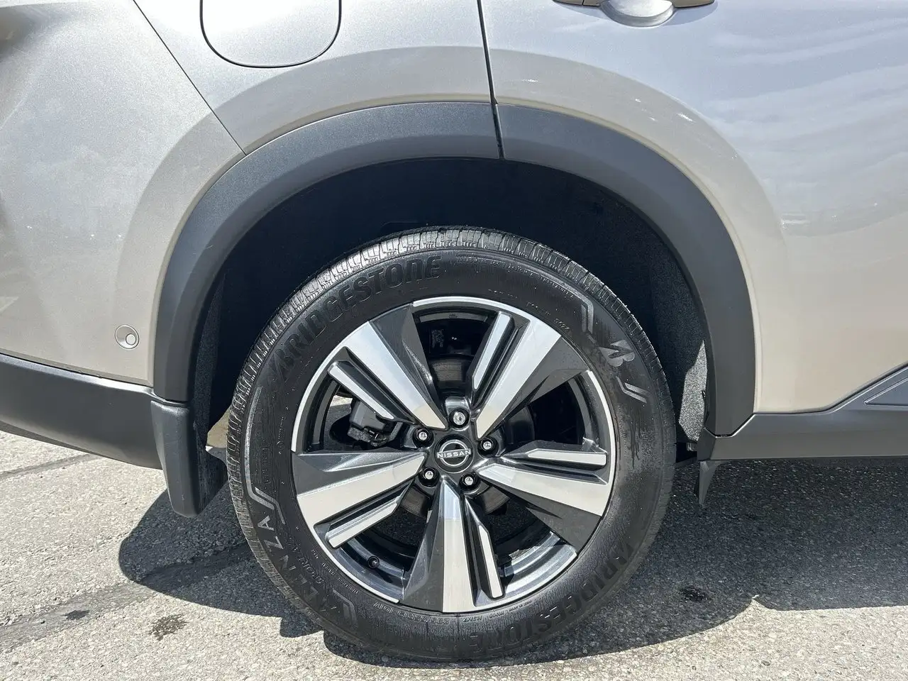 Nissan Rogue fotografie Nissan Rogue