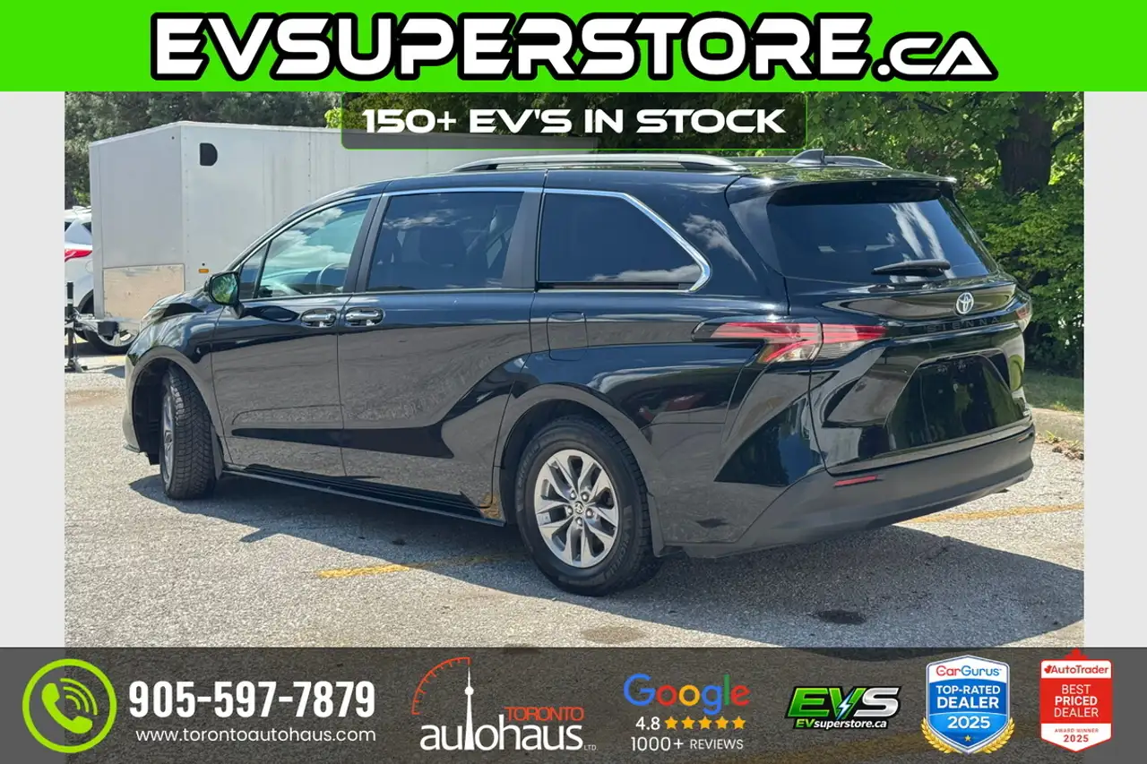 Toyota Sienna photo Toyota Sienna