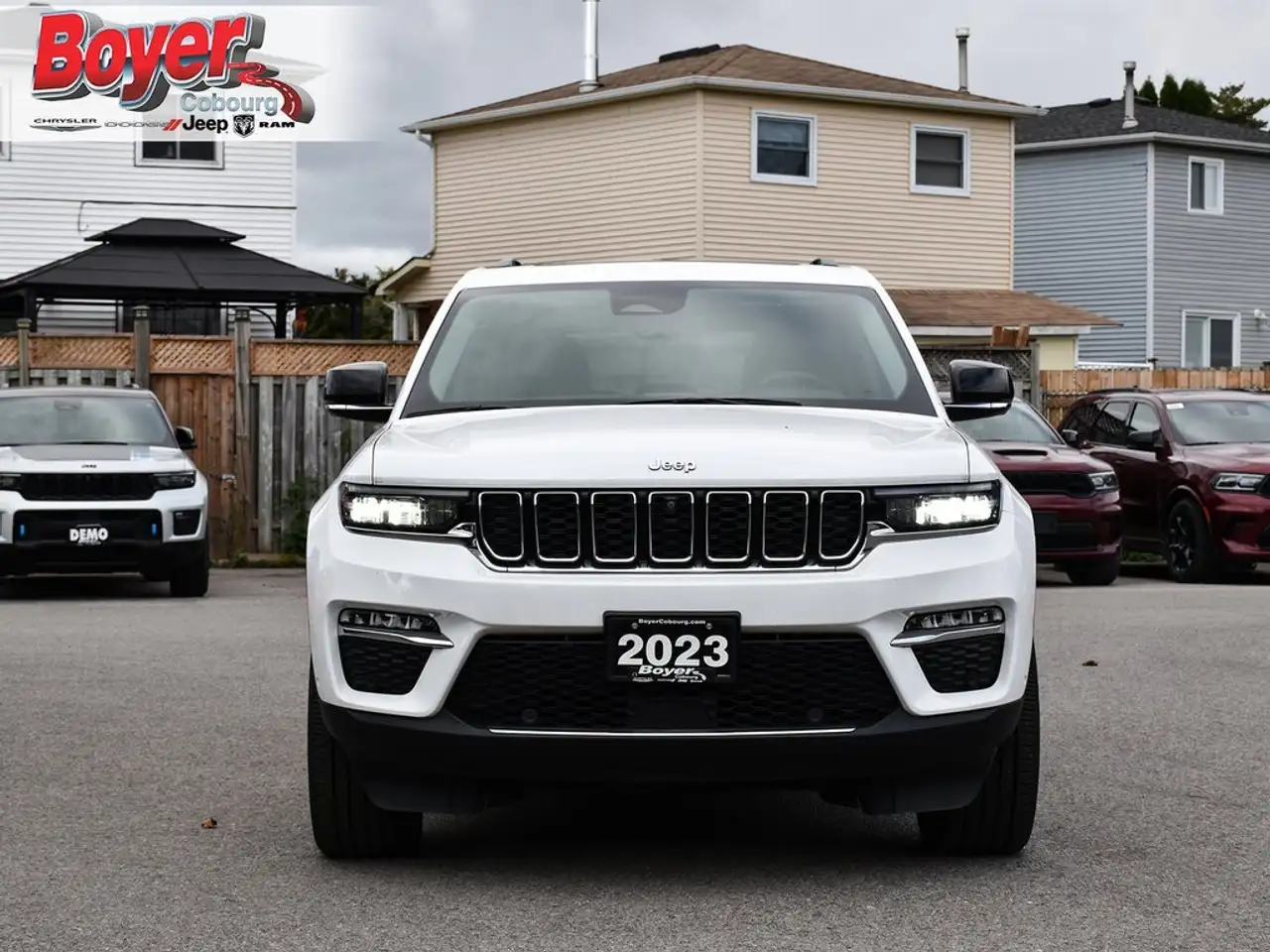Jeep Grand Cherokee снимка Jeep Grand Cherokee