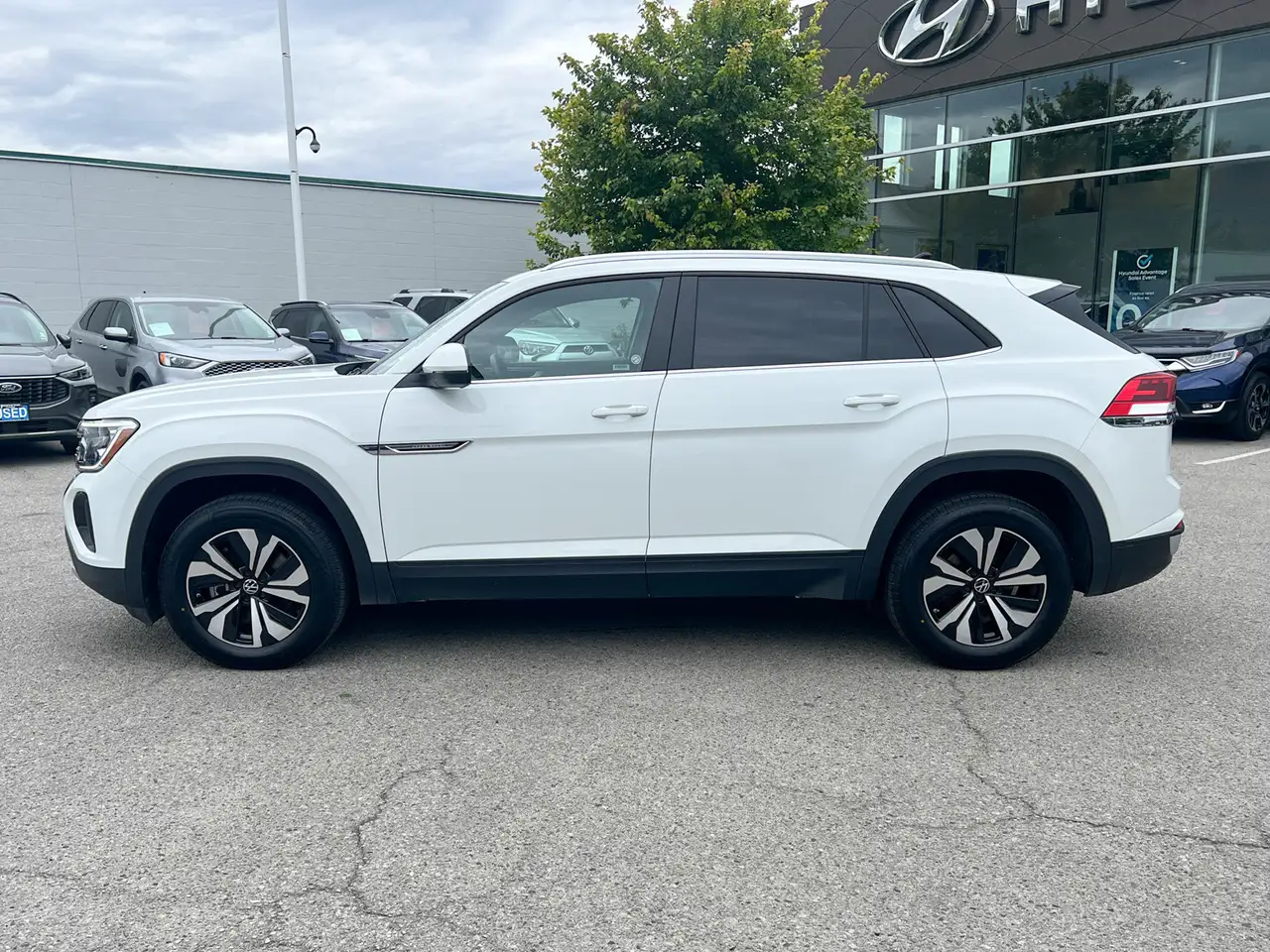Volkswagen Atlas снимка Volkswagen Atlas