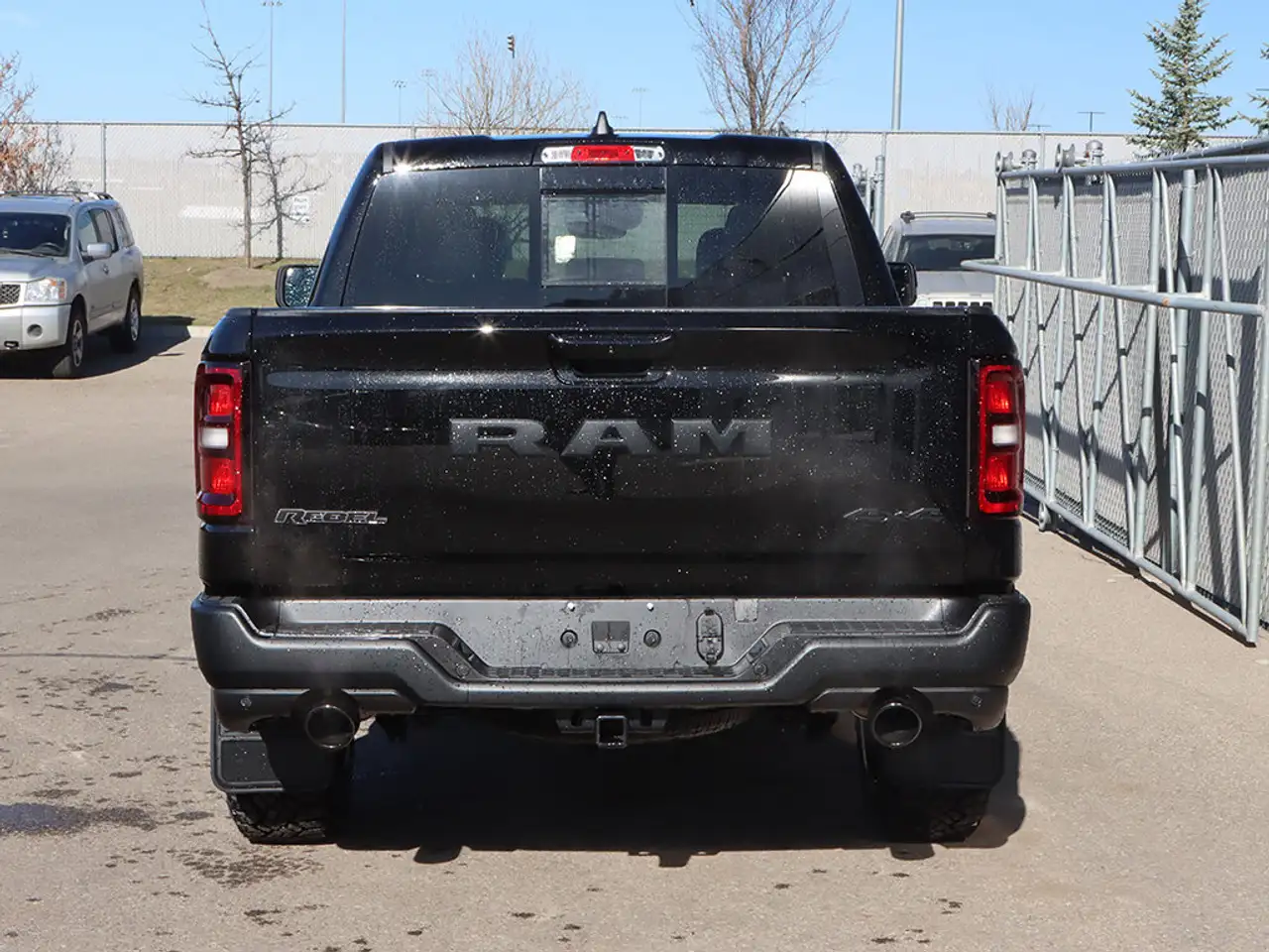 RAM 1500 снимка RAM 1500