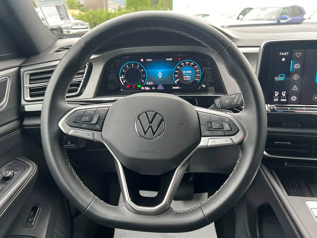 Volkswagen Atlas снимка Volkswagen Atlas