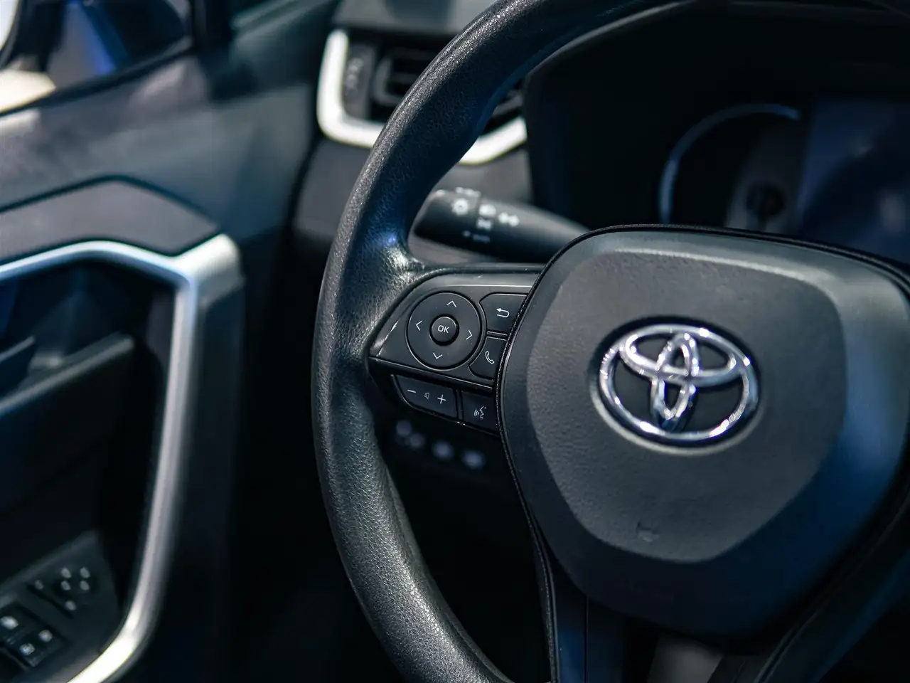 Toyota RAV 4 photo Toyota RAV 4